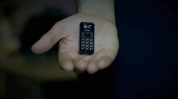 Kecil dan Unik, Ini Ponsel Terkecil di Dunia