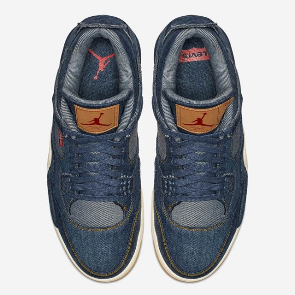 Pecinta Denim Nggak Akan Kalem Ngeliat Levi's x Air Jordan Ini