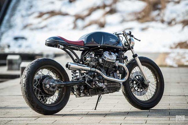 Kerumitan GL400 Bergaya Cafe Racer