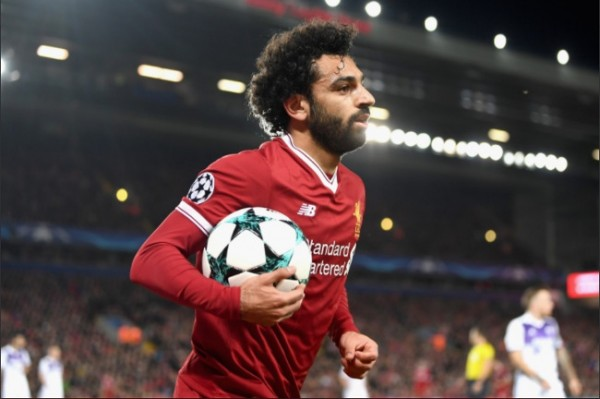 Tingkah Ekstrem Fans Liverpool Yang Cintai Salah Kayak Raja