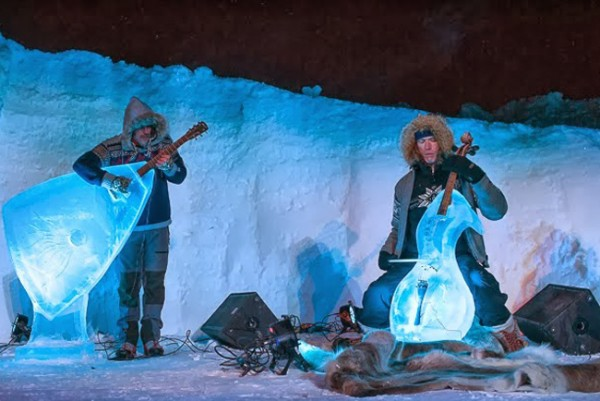 Gokil! Musisi Norwegia Ini Konser dengan Alat Musik Es