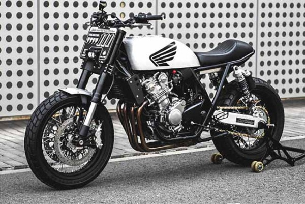 Honda CB400 Agresif Banget