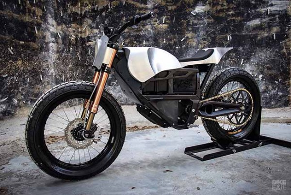 Motor Listrik Street Tracker