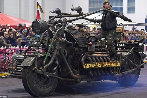 Ini Dia Katharina die Grose, Motor Terberat di Dunia!