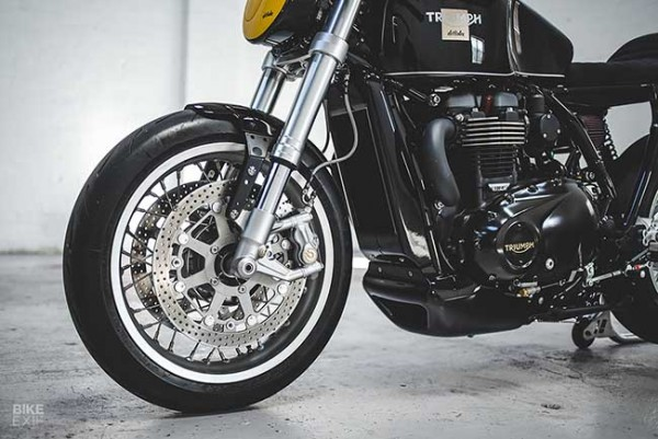 Triumph Klasik Tak Banyak Jajan