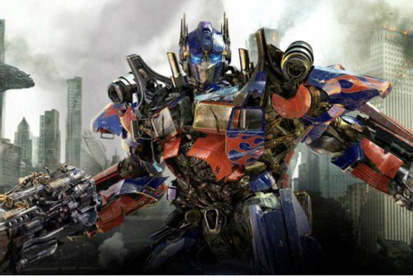 Produser Bakal Garap Transformers Versi Optimus Prime, Jika......