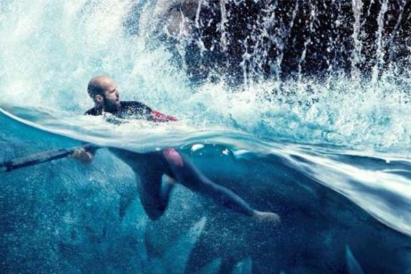 Demi film The Meg, Para Pemain Rela Menderita Saat Syuting